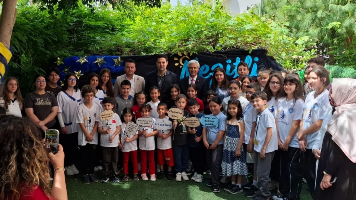 eTwinning PROJELERİ SERGİSİ